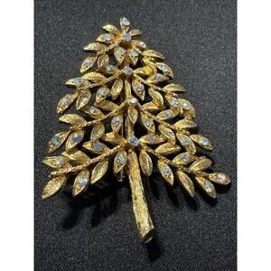 MyLu Vintage Gold Tone Crystal Christmas Tree Brooch Rare